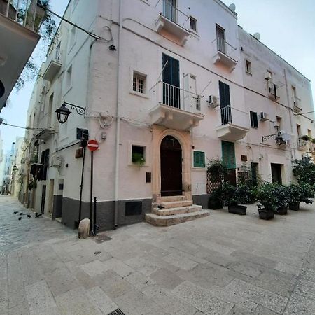 Dimora Almadia Acomodação com café da manhã Monopoli Exterior foto