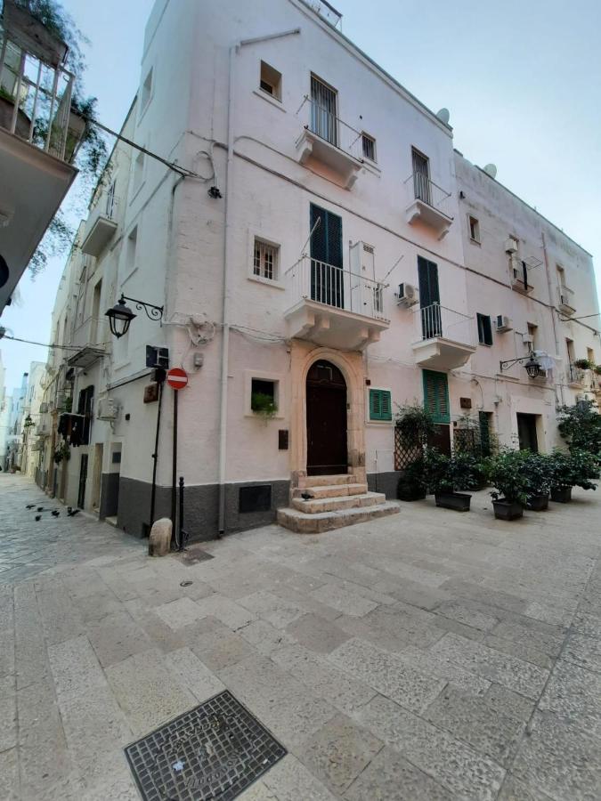 Dimora Almadia Acomodação com café da manhã Monopoli Exterior foto