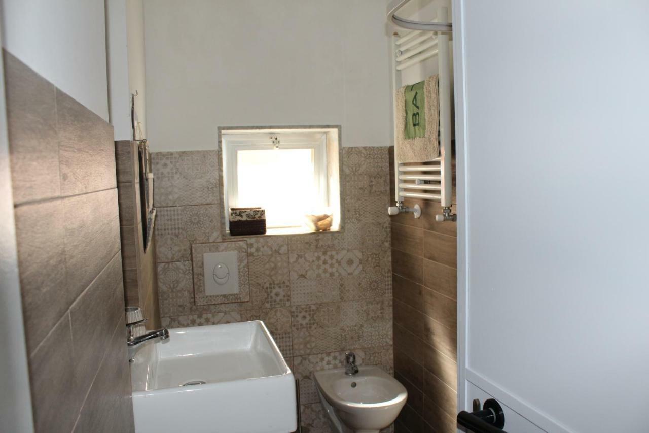 Dimora Almadia Acomodação com café da manhã Monopoli Exterior foto